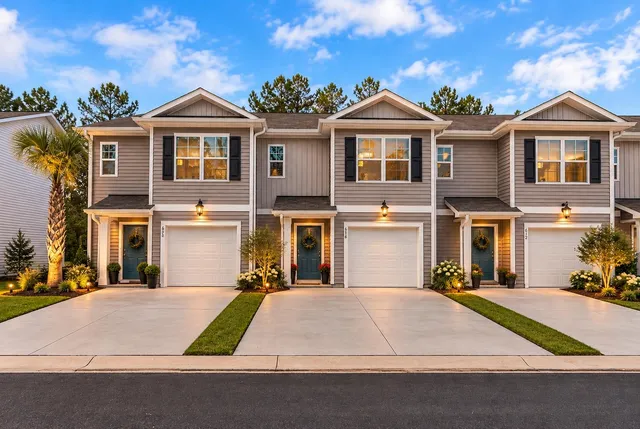 616 Golden Resin Rd