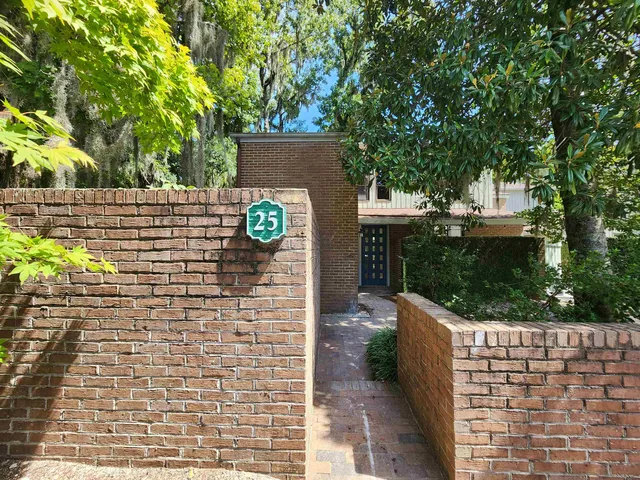 25 Chapel Creek Rd.