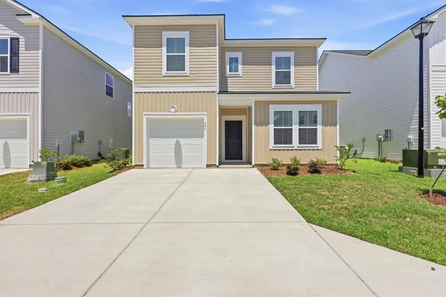 605 Southwind Way