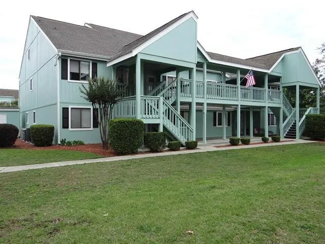 1930 Bent Grass Dr.