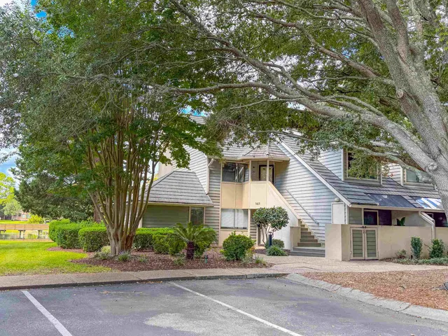 141 Hartland Dr.