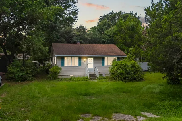 333 Sparrow Dr.