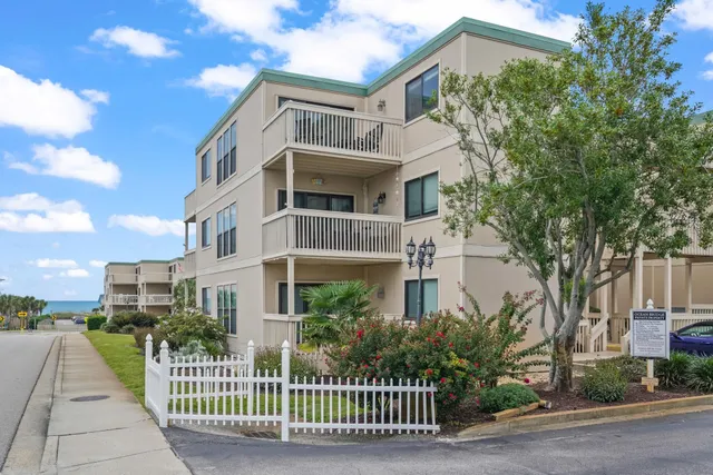 9661 Shore Dr.