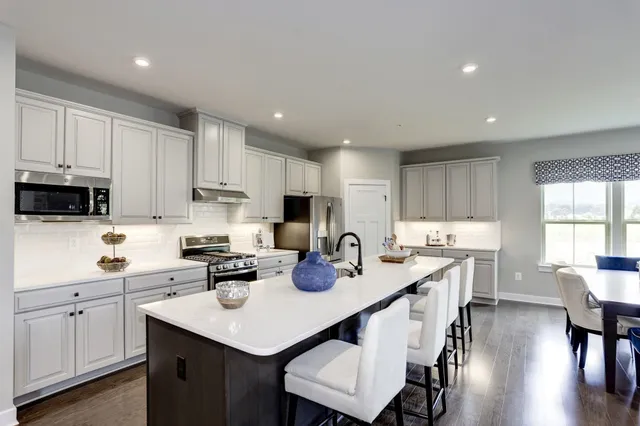 9016 Aideen Dr