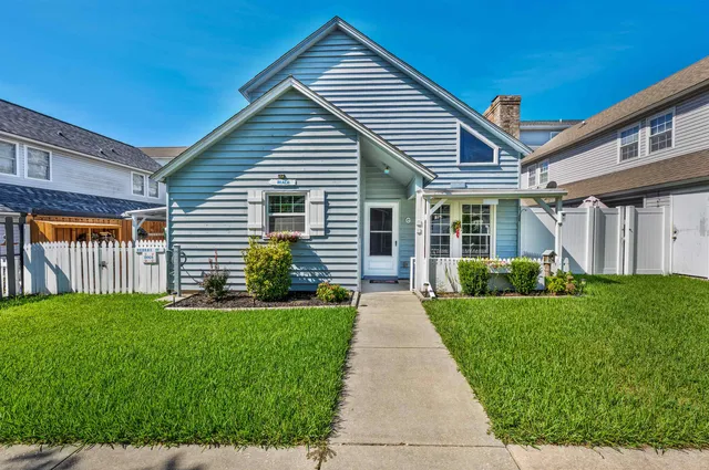 1607 Havens Dr.