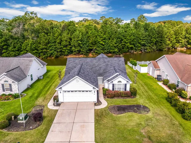 401 Barton Loop