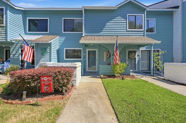 100 Shadow Moss Pl.