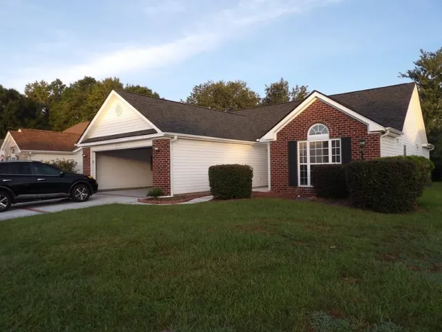 5040 Capulet Circle