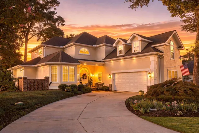 921 Morrall Dr.
