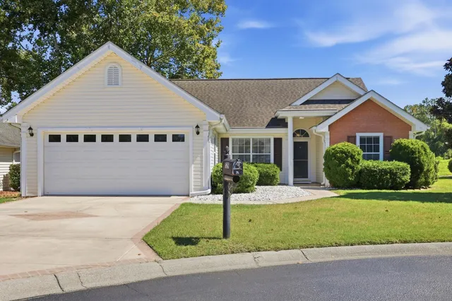 529 Oakmont Dr.
