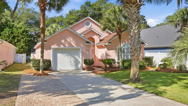 513 6th Ave. S