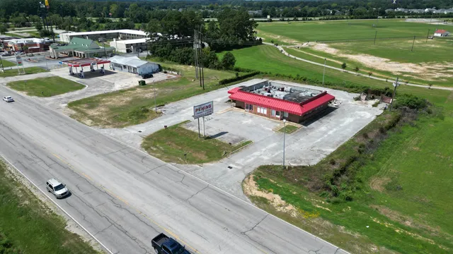 3751 W Palmetto St.