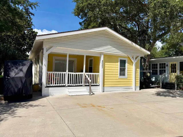 2027 Kingfisher Dr.