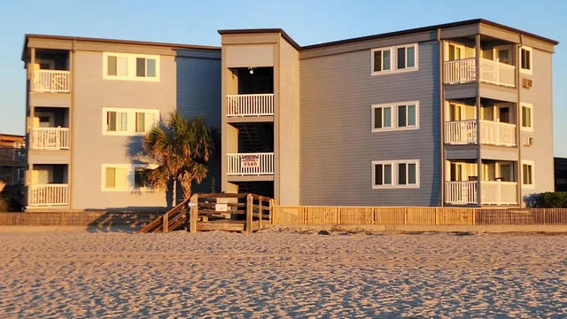 9540 Shore Dr.