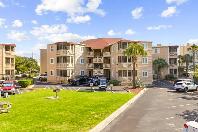 609 Hillside Dr.