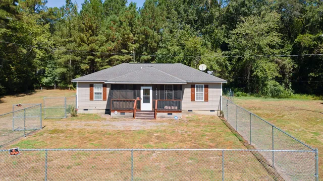 6116 Old Mullins Hwy.