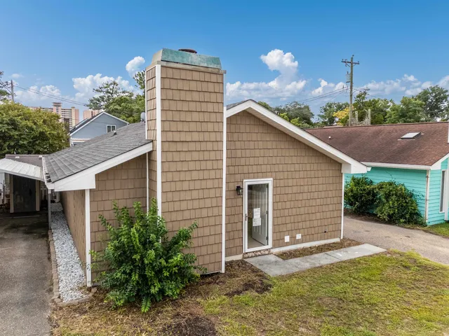 700 28th Ave. S