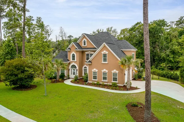 721 McDuffie Dr.