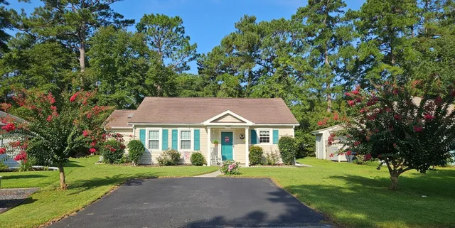 6648 W Sweetbriar Trail