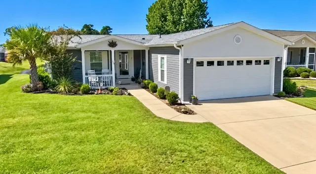 429 Lakeside Crossing Dr.