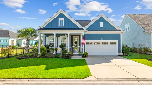 960 Longwood Bluffs Circle
