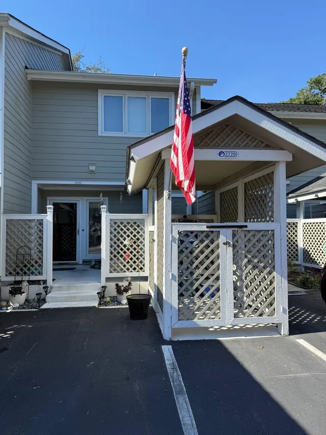 435 Ocean Creek Dr.