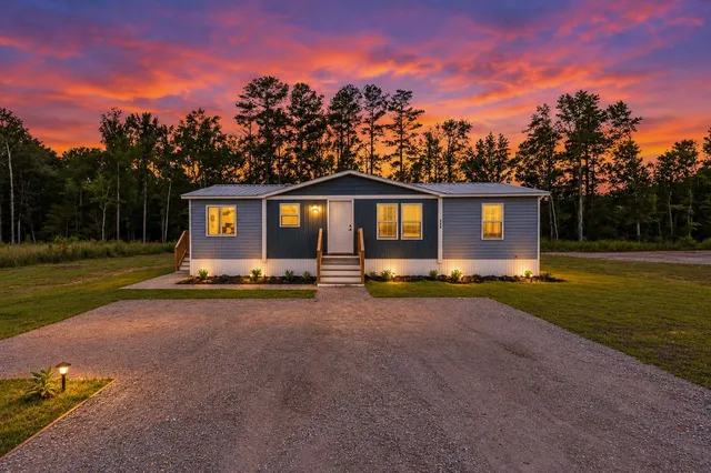 4439 Old Tram Rd.