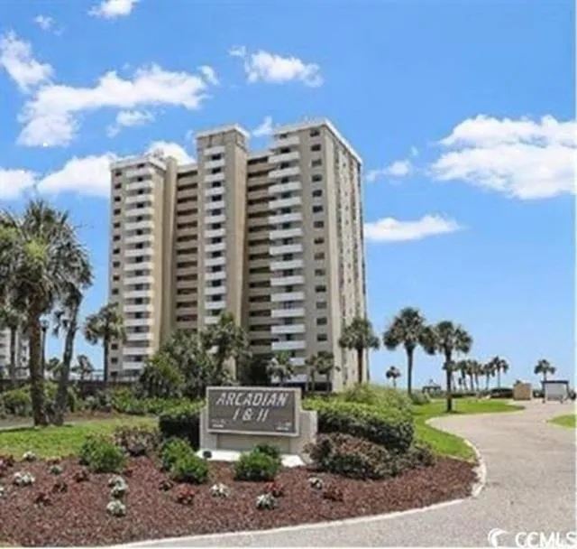 10200 Beach Club Dr.