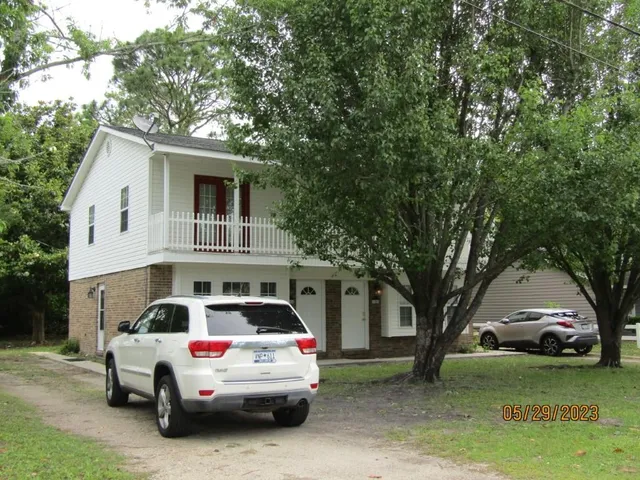 806 Dargan St.