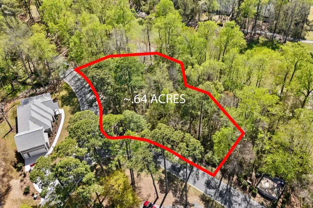 1310 Spinnaker Dr.