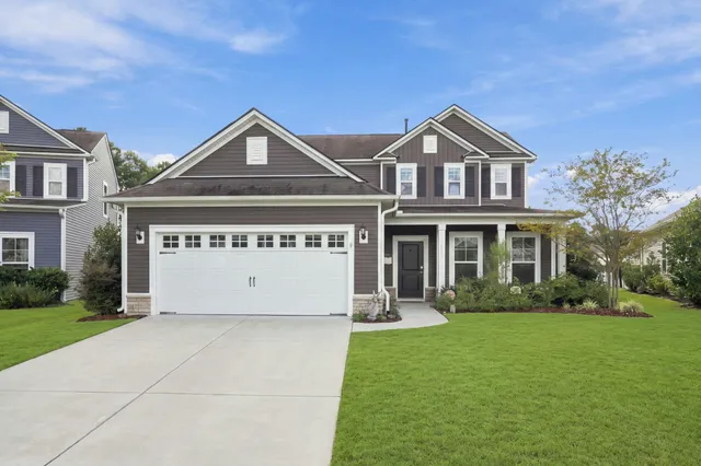 4880 Sandlewood Dr.