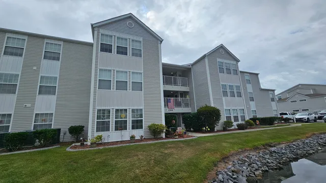 2266 Huntingdon Dr.