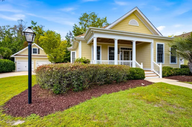 1521 Thornbury Dr.