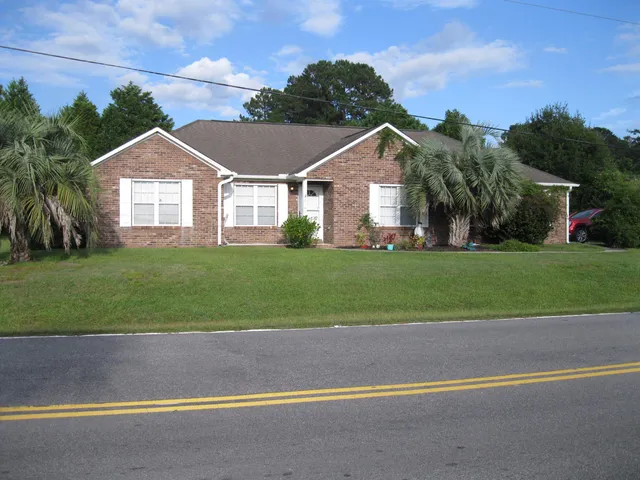 4143 Horseshoe Dr. N
