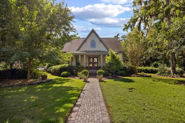 723 Tuckers Rd.