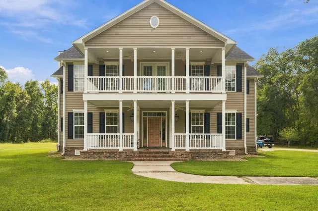 101 Ascot Dr.