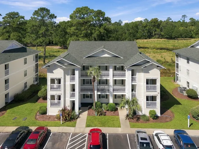 593 Blue River Ct.