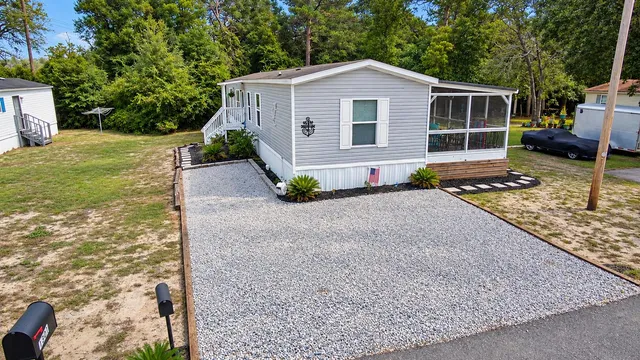 1300 Toucan Dr.