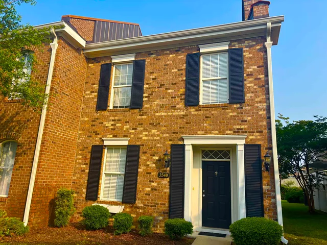 3540 Alexandria Ave.