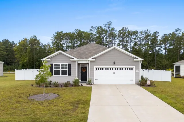 1404 Greenock Ln.
