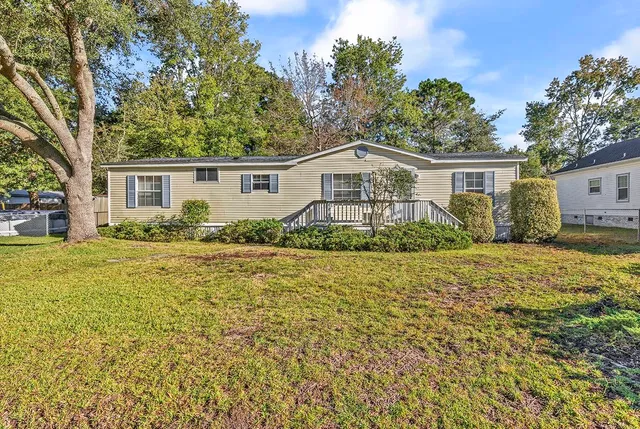 308 Summer Dr.