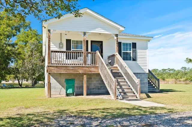 7807 Bay Rd.