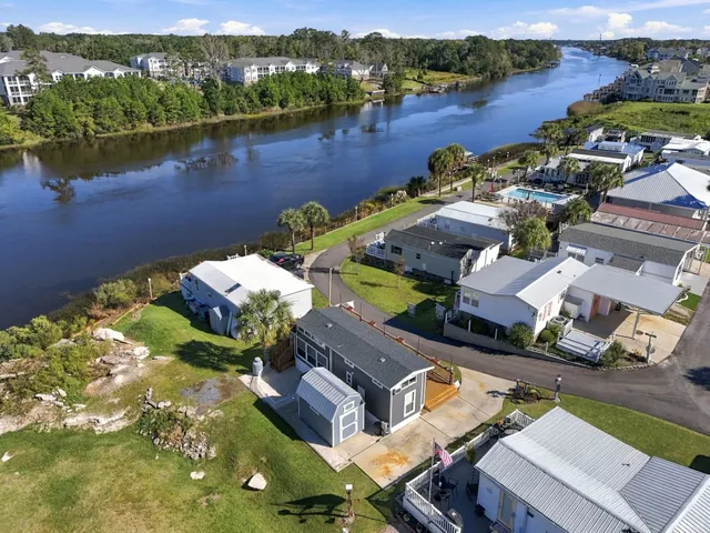 408 Low Tide Dr.