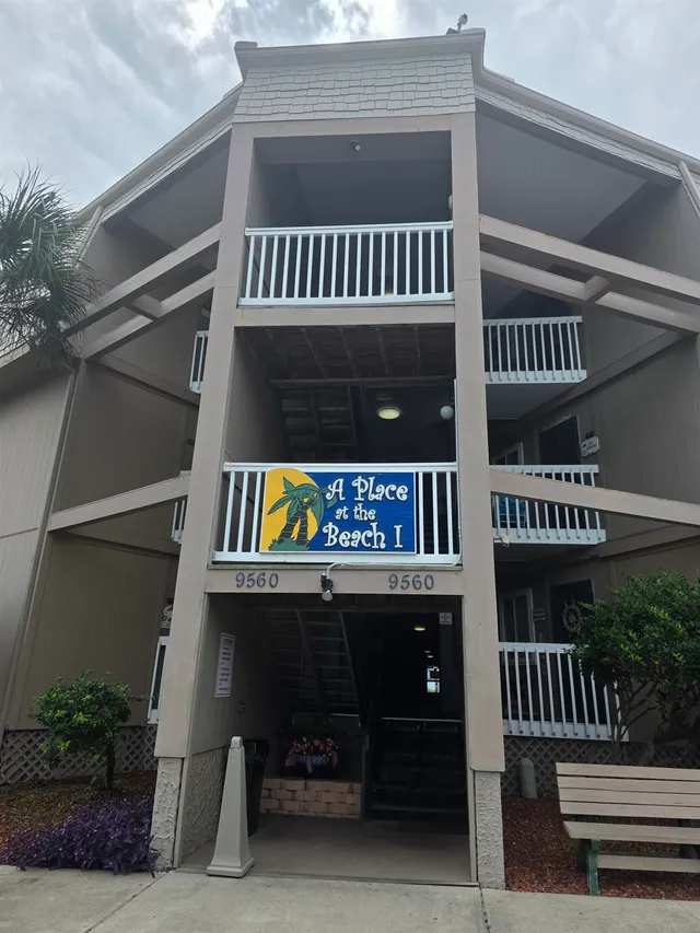 9560 Shore Dr.