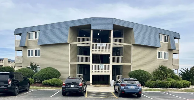 9660 Shore Dr.