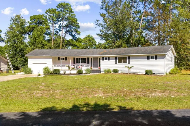 1850 Bay Tree Ln.