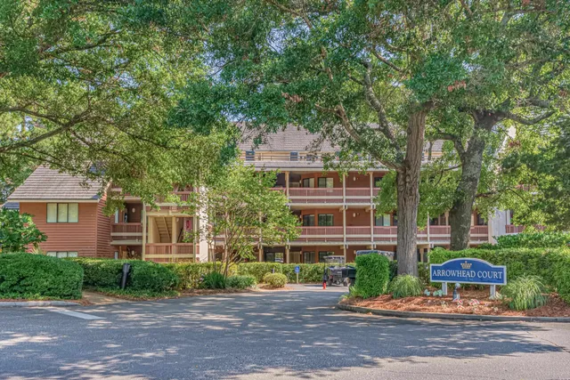 180 Rothbury Circle