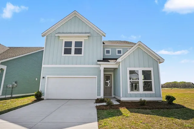 553 Waters Edge Dr.