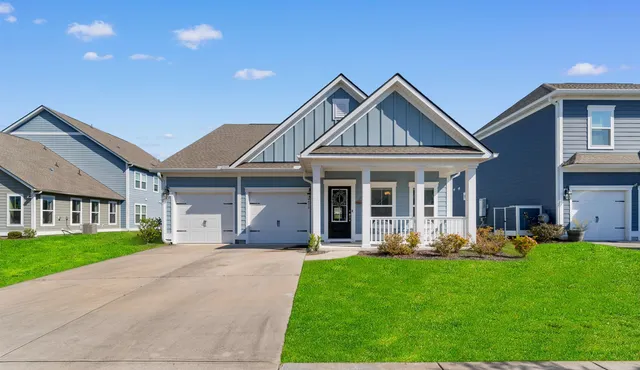 2450 Blue Crane Circle